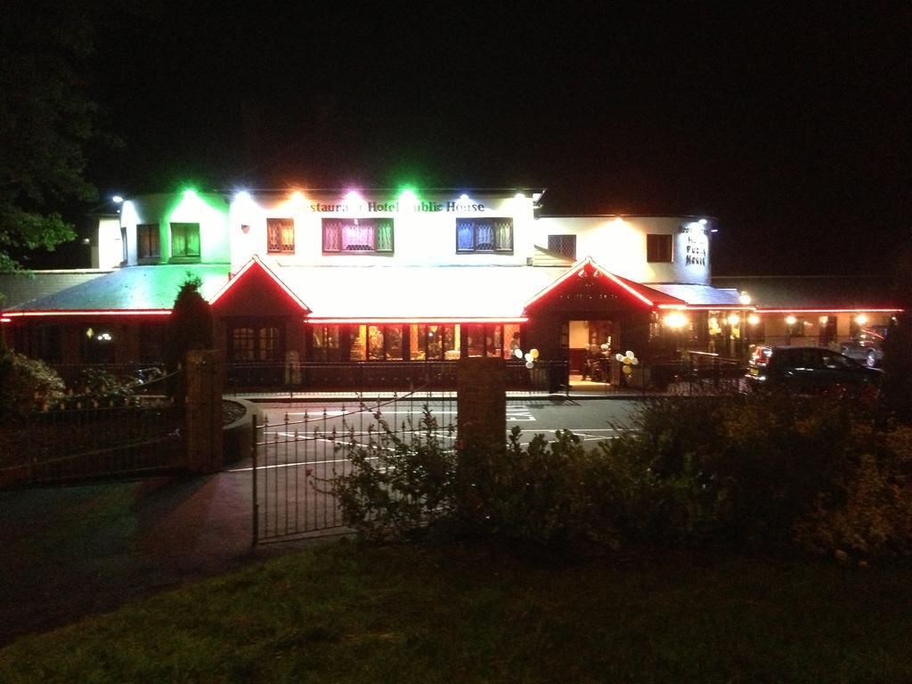 The Plough Inn Pocklington Exterior foto